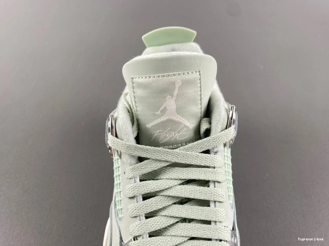 HYPE (W) HV0823-003 4 Jordan Seafoam Air 0702